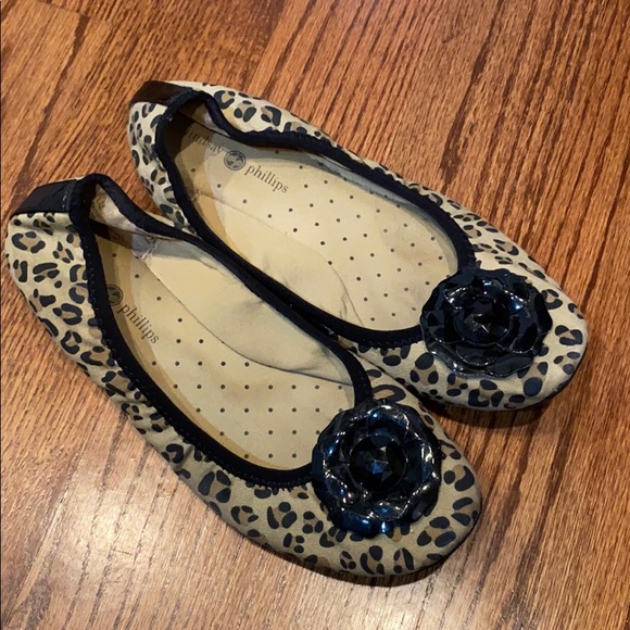 Lindsay Phillips Leopard Print Ballet Flats